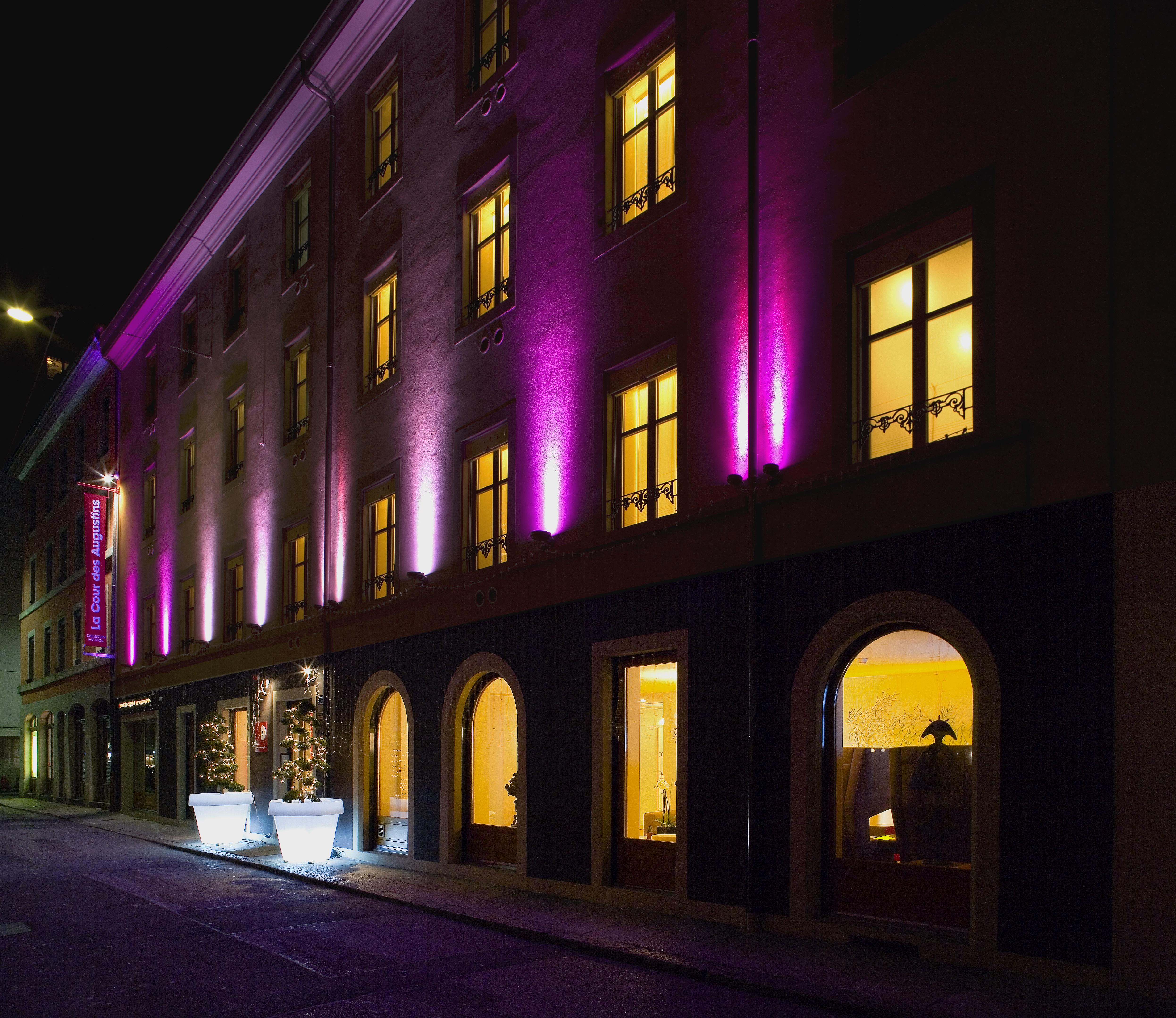Hotel La Cour Des Augustins Boutique Gallery Design